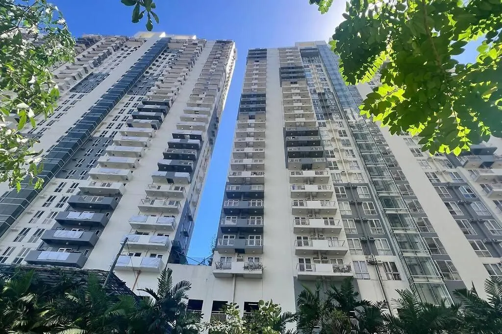 R\'Holistay Kasara Urban Resort Residences Pasig