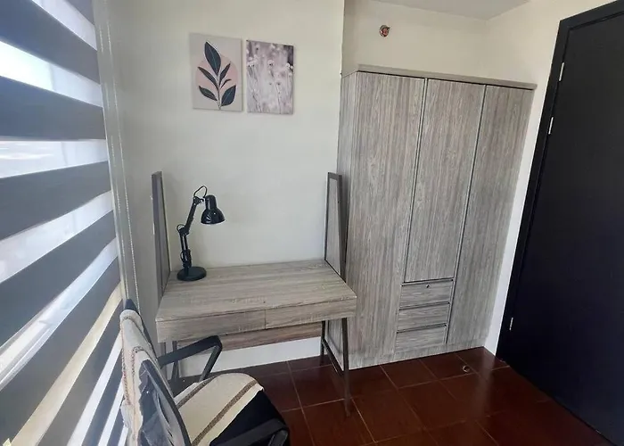 R'holistay Kasara Urban Residences Pasig * Manille